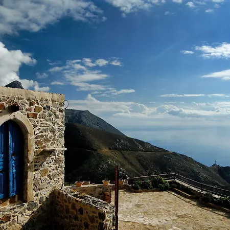 θαλόρη Ξενοδοχείο με διαμερίσματα Καπετανιανά