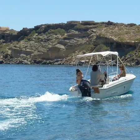 θαλόρη Ξενοδοχείο με διαμερίσματα