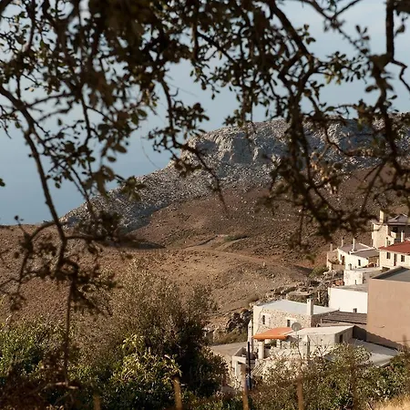 Thalori Traditional Ecotourism Village 4* Kapetanianá